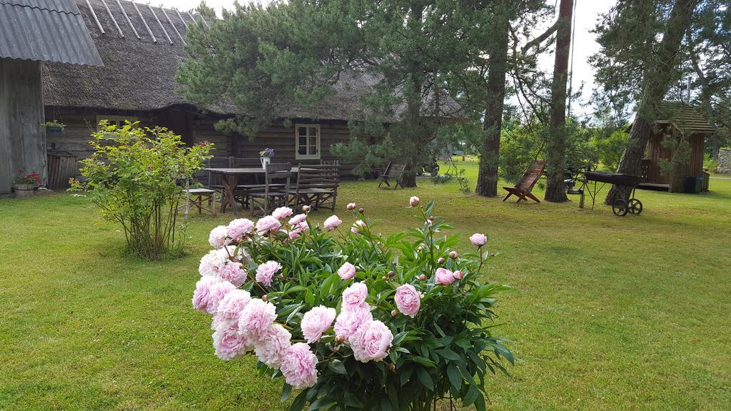 Maenni Summerhouse Kassari Экстерьер фото